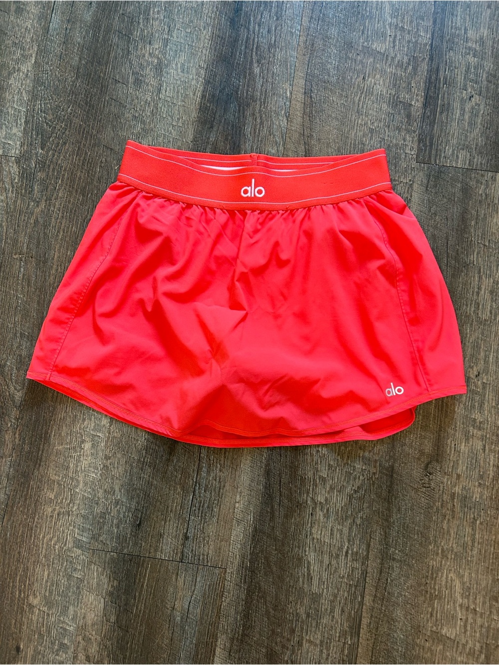 Match point skirt